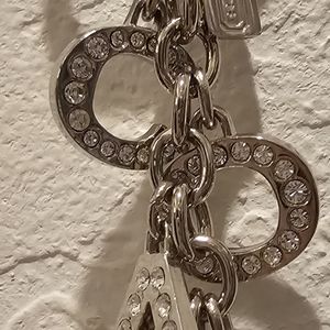 Coach silver key cha